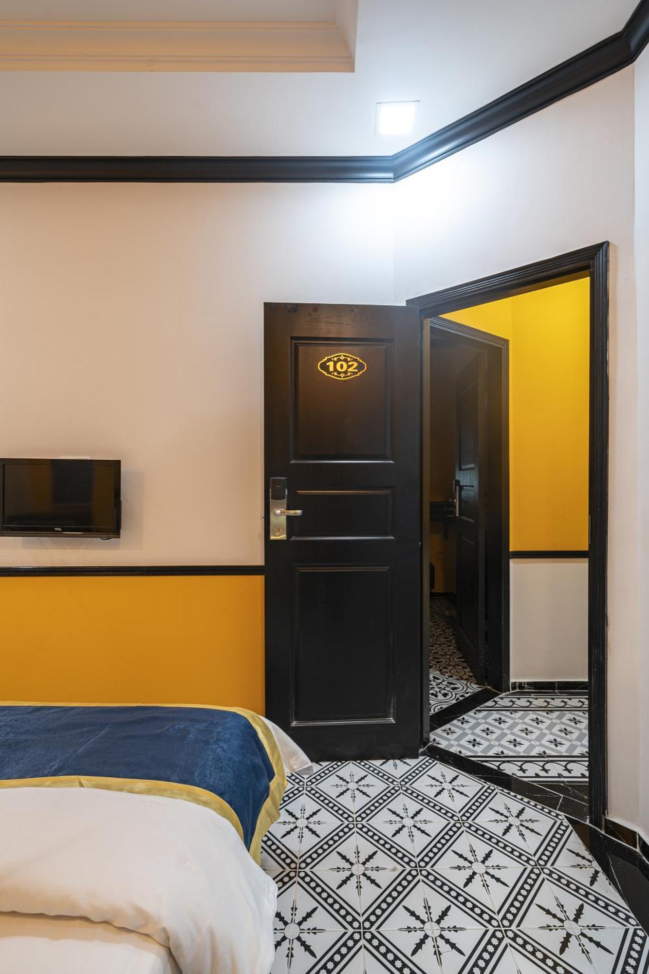 Collection O Vyvy Airport Hotel Ho Si Minh-város Kültér fotó